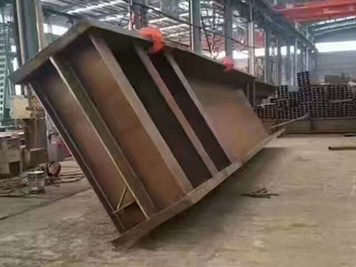 H型鋼梁、格構(gòu)柱