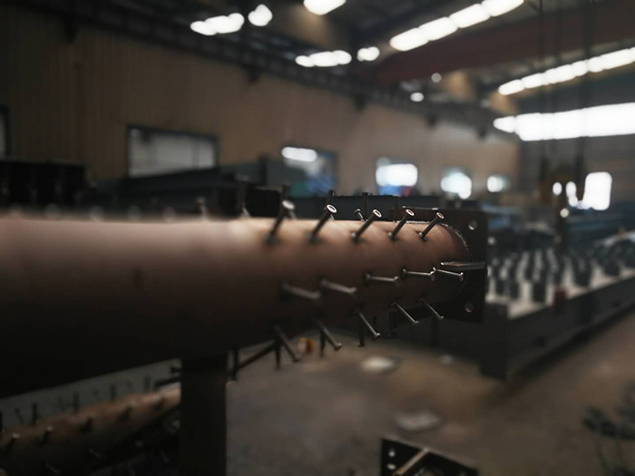 H型鋼梁、格構(gòu)柱