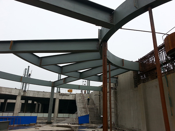 呼和浩特下沉廣場(chǎng)、騰飛之翼