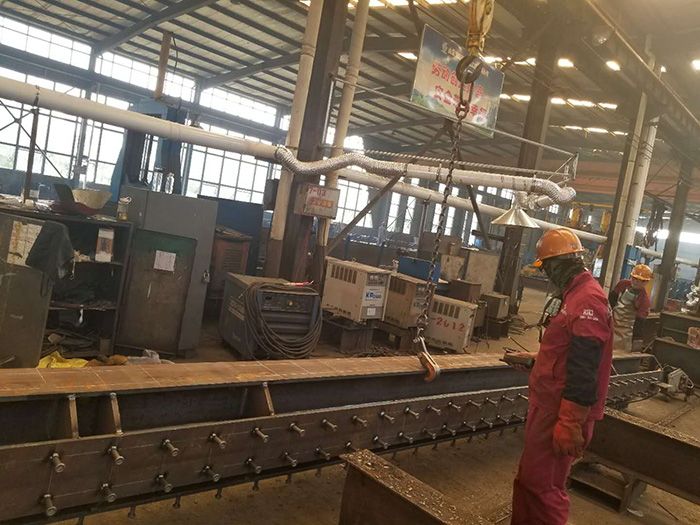 圓柱、箱型柱、十字形柱