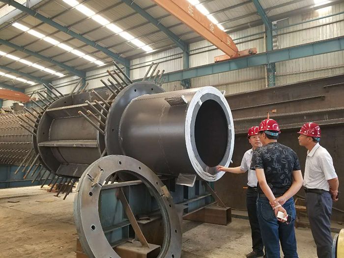 圓柱、箱型柱、十字形柱