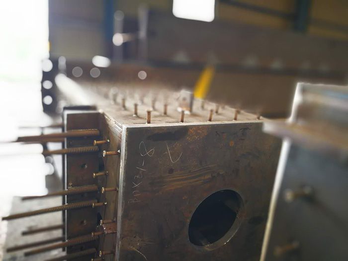 圓柱、箱型柱、十字形柱